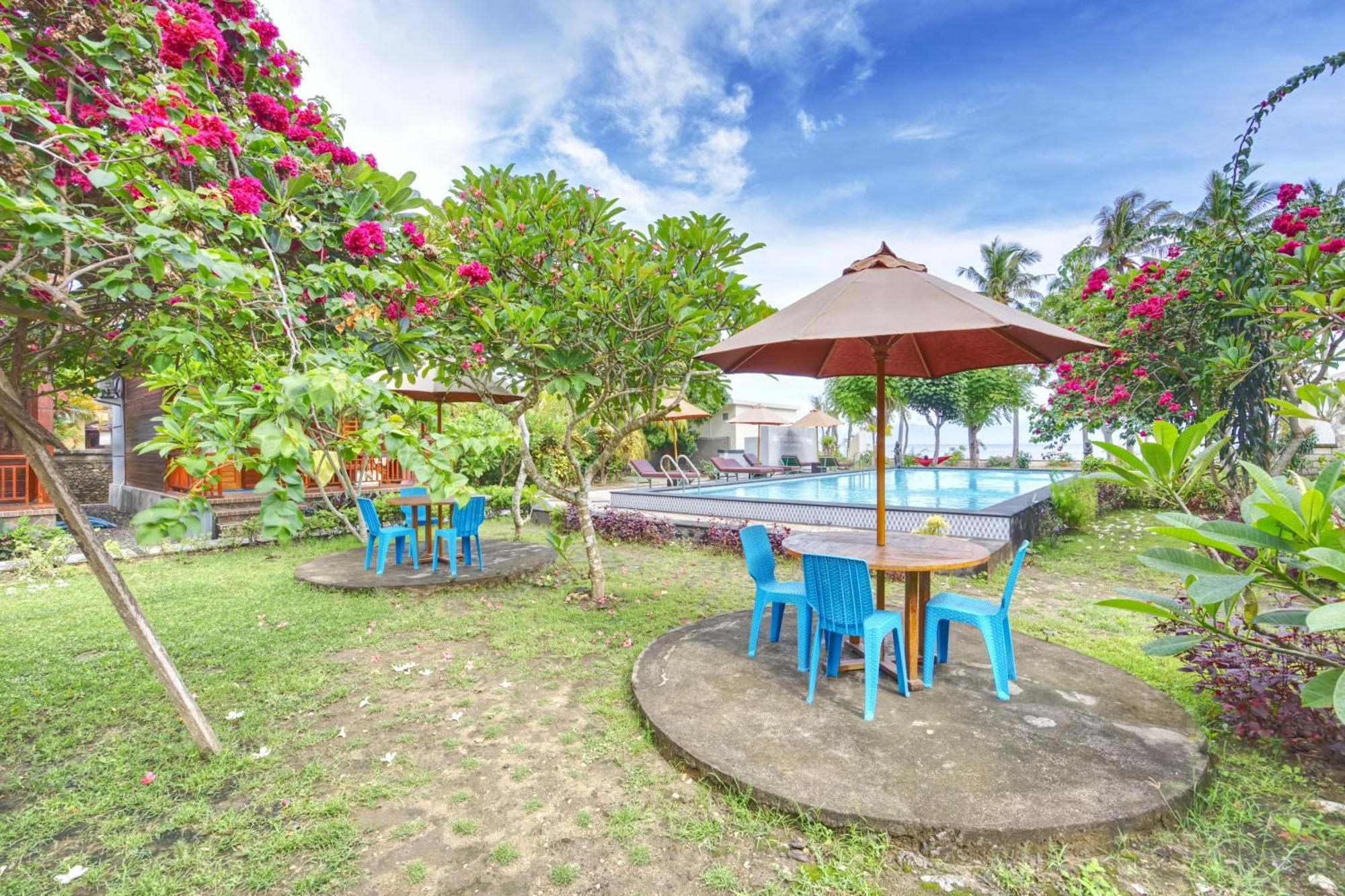 Putri Nusa Beach Ped Екстер'єр фото