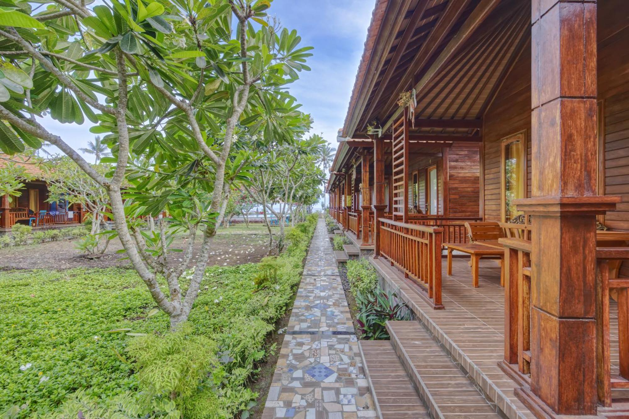 Putri Nusa Beach Ped Екстер'єр фото